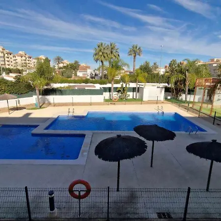 De 2 Piscina Comunitaria Apartment *